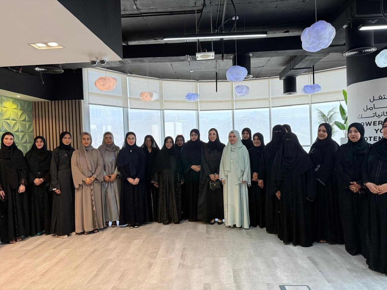 ورشة "تحديات اليوم تصنع آمال الغد" تجمع سيدات أعمال الفجيرة لاستشراف المستقبل الاقتصادي